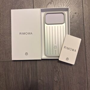 RIMOWA Metallic Silver Phone Case 17 pro max brand new